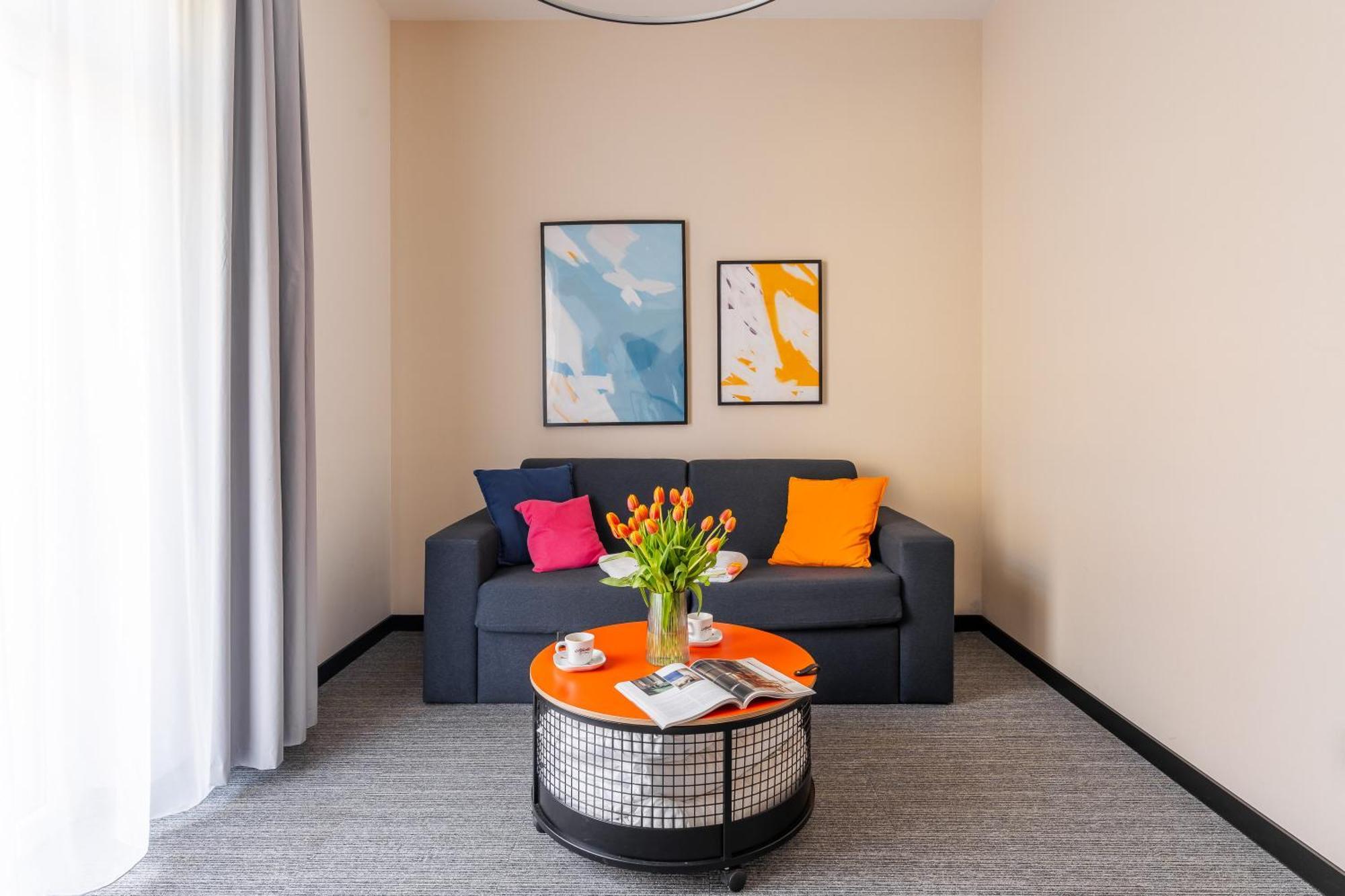 Ind.U Apartamenty Kolobrzeg Exterior photo
